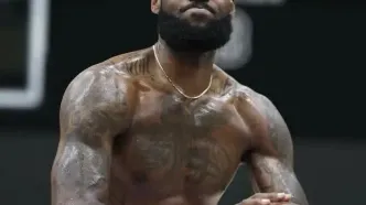 لبران جیمز از مهم‌ترین درس ۲۳ فصل حضور در NBA گفت؛ «فقط قوی‌ها دوام می‌آورند»