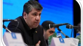 تاکید مدیرعامل بانک صادرات ایران بر ارتقای خدمات بانکی​