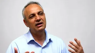 زیدآبادی: خداوند به داد دل پزشکیان برسد!