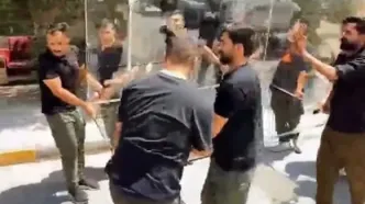 مراحل ساخت محفظه شیشه‌ای حمل پیکر رهبر شهید در عراق