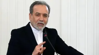 حضور عراقچی در مراسم تشییع رهبر شهید انقلاب