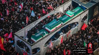 پیکر مطهر رهبر شهید به حرم رضوی رسید