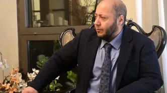 عکس؛ مازیار لرستانی در کنار مادرش