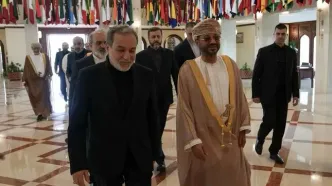 استقبال وزیر امورخارجه عمان از وزیر امورخارجه کشورمان