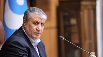 محمد اسلامی: آیت‌الله سیدمجتبی خامنه‌ای بسیار قاطع، جدی و مصمم برای صنعت هسته‌ای جایگاه قائل هستند و از آن حمایت کرده و می‌کنند/ هزار بار هم اگر ما را بمباران کنند می‌توانیم اهدافمان را محقق کنیم.