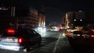 گسترش خشم مردمی در عراق به علت تشدید بحران برق/ اعتراضات مردمی به قطع برق به استان‌های واسط، بابل، مثنی، نجف، کرکوک و دیالی نیز گسترش یافته است