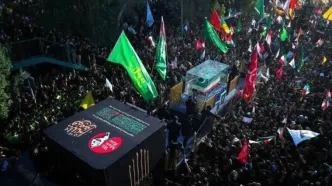 لحظه به لحظه تشییع پیکر رهبر شهید انقلاب در مشهد/ برافراشته شدن پرچم یا لثارات الخامنه ای/محل خاکسپاری رهبر شهید اعلام شد/ اقامه نماز بر پیکر امام شهید در صحن پیامبر اعظم(ص)+ فیلم