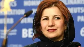 لباس لیلی رشیدی در مراسم اکبر عبدی مورد انتقاد قرار گرفت