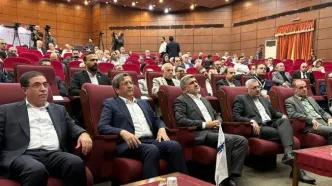 بانک مرکزی به تنهایی نمی‌تواند نرخ تورم را مهار کند/ ۴٫۵ میلیارد دلار به ذخایر ارزی بانک اضافه شد
