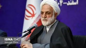تصویری از گریه شدید اژه‌ای در مصلی تهران