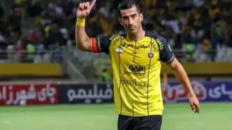 احسان حاج صفی قرارداد جدید امضا کرد