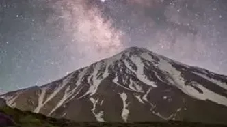 نماهایی از قله دماوند