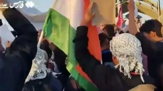 حضور جمعی از مردم هندوستان جهت وداع با رهبر شهید