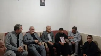 حضور معاون اجرایی رئیس‌جمهور و وزیر نیرو در منزل شهیده حیدری