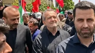 حضور پزشکیان در تشییع رهبر شهید انقلاب