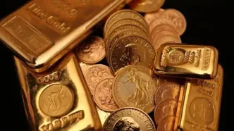 سقوط قیمت جهانی طلا هم‌زمان با افزایش قیمت نفت به بالای ۱۰۰ دلار