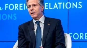 بلینکن: ترامپ نمی‌تواند از گرداب ایران خارج شود