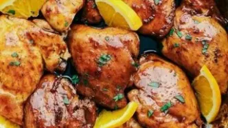 ظرز تهیه مرغ با سس رب انار و زردآلوی کاراملی