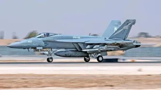 آسیب مرموز به جنگنده F/A-18 نیروی دریایی آمریکا