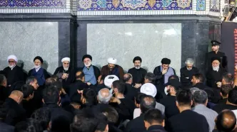 تصاویری از سومین شب آیین بزرگداشت رهبر شهید از طرف رهبر انقلاب در حرم مطهر رضوی