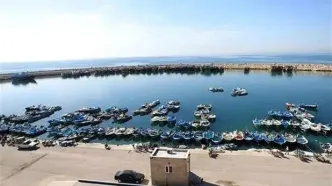 تخریب 30 فروند قایق صیادی در حمله آمریکا به اسکله پنج‌پله بندرعباس