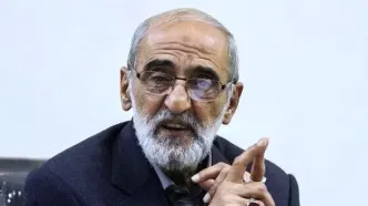 حسین شریعتمداری: تیم مذاکره‌کننده با صراحت اعلام کند که حاضر به مذاکره با قاتل رهبر شهیدمان نیست/ درخواست تحویل ترامپ به ایران برای محاکمه و مجازات، یکی از چند شرط ایران و اولین از یادداشت تفاهم باشد/ رسماً اعلام شود ایران، ترامپ را واجب‌القتل می‌داند