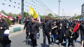 حضور مخبر در مراسم تشییع رهبر پیکر رهبر شهید انقلاب