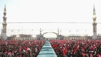 بدرقه و تشییع رهبر شهید در مسجد مقدس جمکران/گزارش تصویری