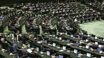 عضو کمیسیون امنیت ملی مجلس: زمان آن رسیده که ایران بمب هسته‌ای را بسازد