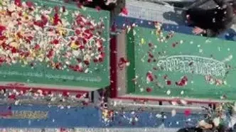 نزدیک‌ترین تصویر از پیکر رهبر انقلاب در مراسم تشییع