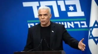 رهبر اپوزیسیون اسرائیل: باید در طول جنگ زیر ساخت‌های نفتی ایران را بمباران می‌کردیم