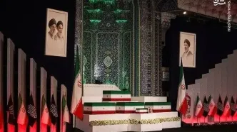 ادای احترام شخصیت‌های سیاسی و فرهنگی جهان بر پیکر رهبر شهید انقلاب
