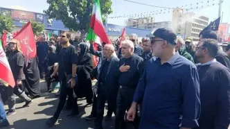حضور رضا صالحی امیری و سید عباس صالحی در مراسم تشییع پیکر رهبر شهید انقلاب