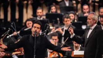 محمد معتمدی برای رهبر شهید خواند/ ویدئو