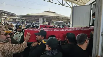 ورود پیکر مطهر شهدای حمله آمریکایی-سعودی به کشور + عکس