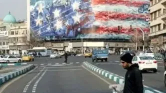 دیوارنگاره میدان انقلاب با شعار کشتن ترامپ آپدیت شد