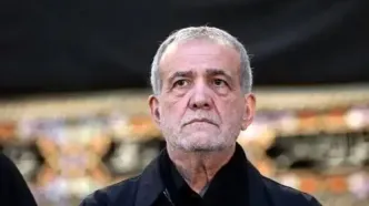 حضور رئیس‌جمهور در مراسم روضه خانگی شهید لاریجانی/ عکس