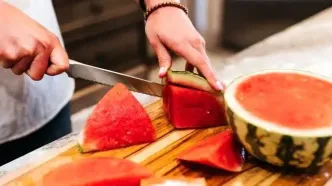 با دیدن این نشانه، هندوانه را فوراً دور بیندازید!