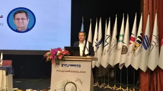 همتی: درآمد سرانه واقعی ایرانیان طی ۱۳ سال تقریباً نصف شده | مسیر پایدار بازسازی قدرت خرید مردم از افزایش تولید، سرمایه‌گذاری، بهره‌وری و اشتغال مولد می‌گذرد