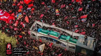 پیکر مطهر رهبر شهید به حرم رضوی رسید