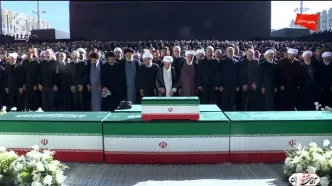 آغاز اقامه نماز بر پیکر رهبر شهید انقلاب