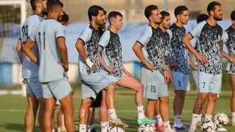 ترکیب احتمالی استقلال مقابل نساجی/ بازیکنی خط نمی‌خورد