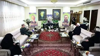 تصویر محسن رضایی در منزل شهید لاریجانی