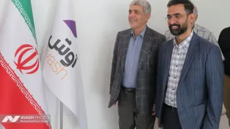 بازدید محمدجواد آذری جهرمی و علی طیب نیا از تحریریه آوش