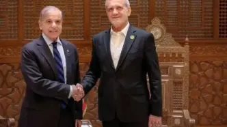 شهباز شریف پس از دیدار با پزشکیان: در کنار هم برای صلح منطقه کار خواهیم کرد