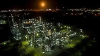 فرمانده قرارگاه سازندگی خاتم‌الانبیا خبر داد: افتتاح ‌پالایشگاه جدید تولید بنزین ایران تا پایان امسال