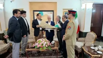 فرمانده ارتش و وزیر کشور پاکستان تهران را ترک کردند