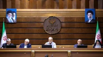پزشکیان: باید بتوانیم مشکلات معیشتی مردم را حل کنیم