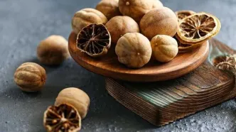 طرز تهیه لیمو عمانی خانگی؛ چاشنی اصیل ایرانی