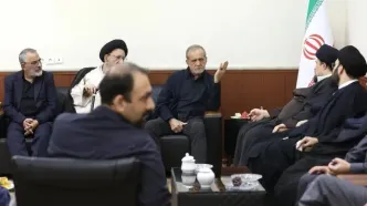 دیدار مسعود پزشکیان با خانواده سید حسن خمینی + عکس